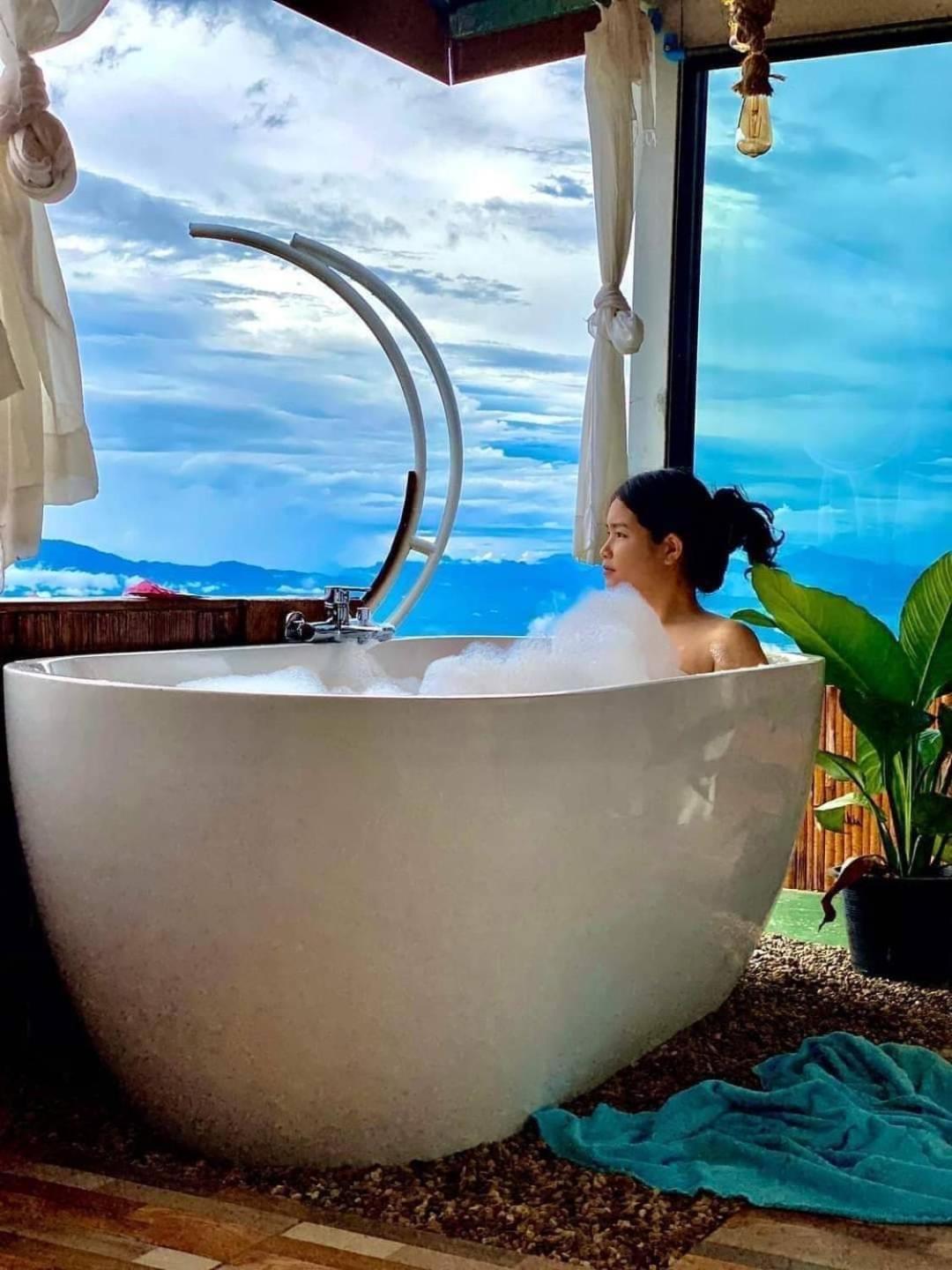 ไร่ดอยช้าง ม่อนเเจ่ม Hotel Mon Jam Bagian luar foto